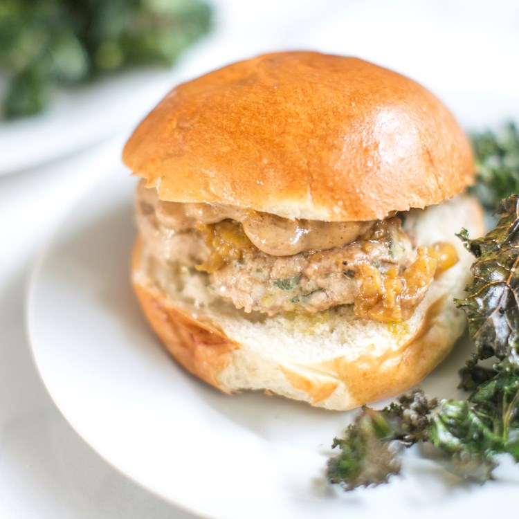 Picture of Chicken Bacon Burger 