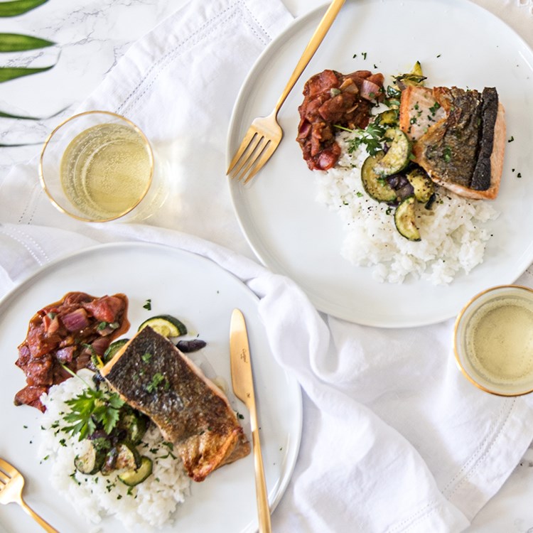 Picture of Salmon & TomatoVinaigrette