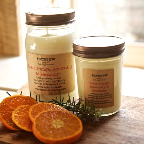 Picture of turnrow's sweet orange, rosemary & geranium candle