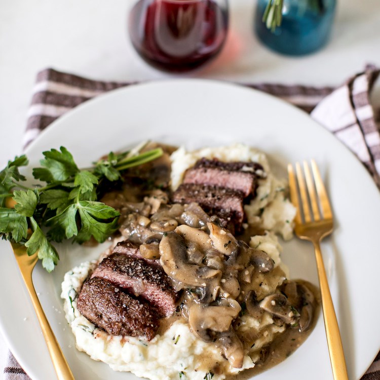 Picture of Mushroom Gravy Steak 